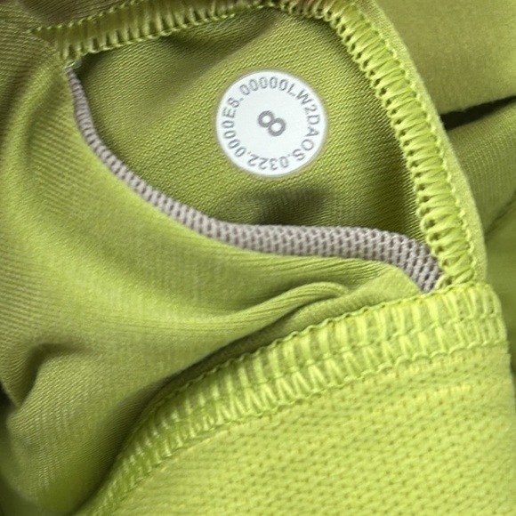 Lululemon Wunder Train Bra *Medium Support, C/D Cup Wasabi - Picture 3 of 3